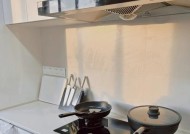 厨房燃气灶小孔问题解决办法（如何修复厨房燃气灶上的小孔）