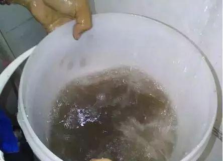 储水式热水器清洗频率及注意事项（了解清洗储水式热水器的合理频率）  第3张